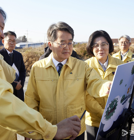 김동연 지사, 겨울철 동물감염병 대비해 거점소독시설 점검