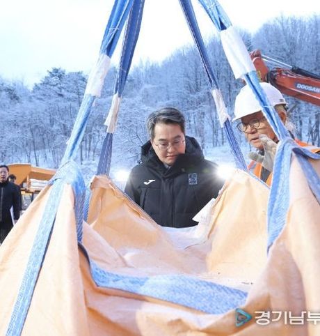 김동연 경기도지사, 제설현장·버스정류소 등 찾아 출근길 교통상황 등 살펴