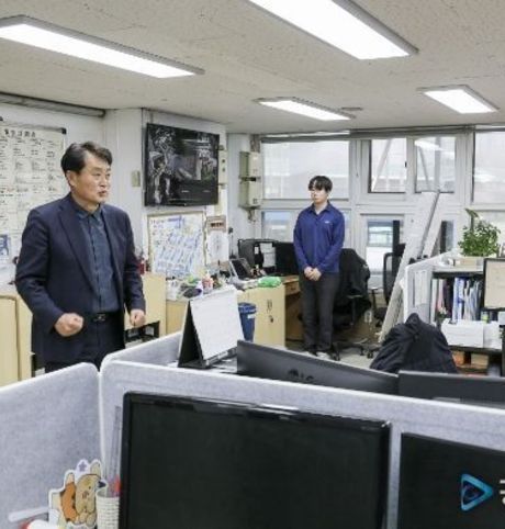 하은호 군포시장, 신속한 구조활동 펼친 소방대원 격려...철쭉축제 안전 대응도 당부