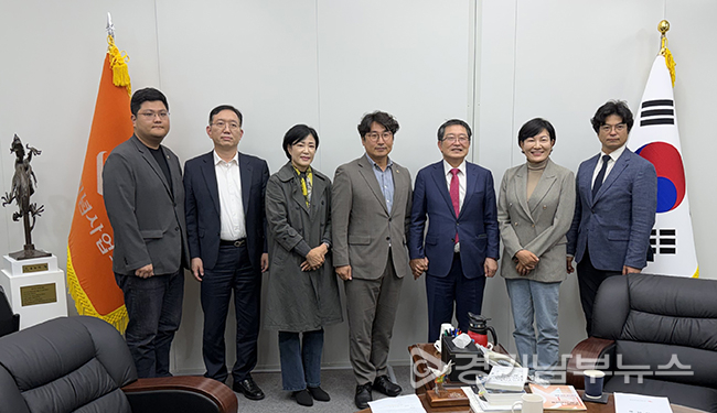 경기도의회 기획재정위원회 전쟁기념관 방문해 평화·안보 정책 방향 모색