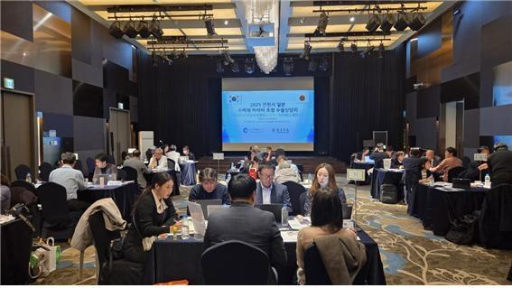 인천시, `2025 일본 바이어 초청 수출상담회` 성황리 개최