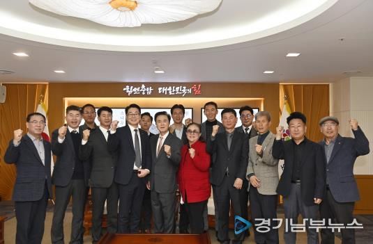 김태흠 지사, 11일 한국공인중개사협회 충청남도회와 간담