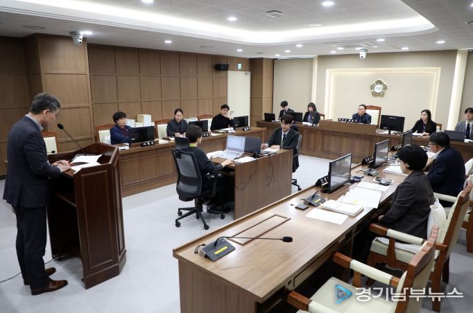 수원시의회 제398회 임시회_환경안전위원회 안건심사