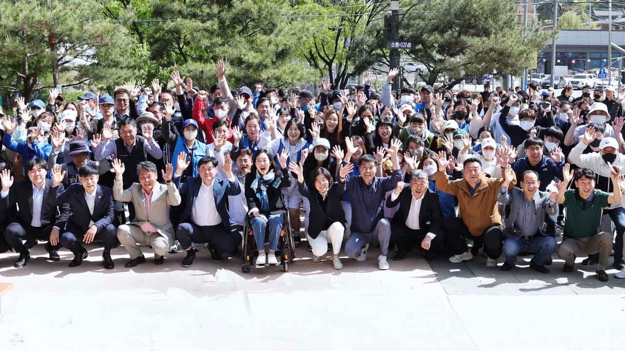 노사정 등반대회 단체사진