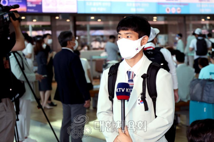 “대한민국 선수단의 선전을 응원합니다.” 2020 제32회 도쿄하계올림픽대회. 2021년