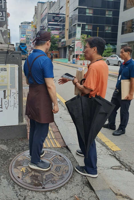 폭염에 눈살 찌푸리는 냄새 ‘음식물쓰레기’ ··· 올바른 배출안내