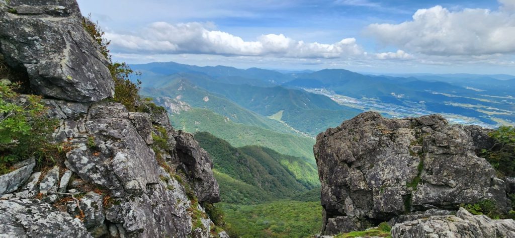신불 공룡능선에서 본 전경 사진:배건일, 경기남부뉴스