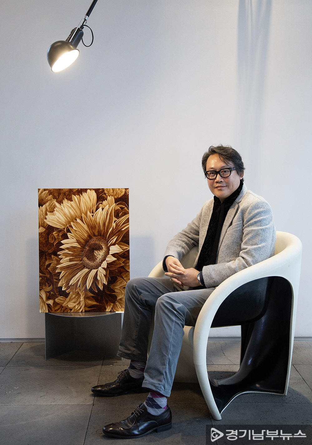 커피그림 조성섭 작가는 르디투어 광교점 3주년 기념 콜라보 및 초대전을 11.16일(목) ~ 26일(일) 진행하고 있다. 16일 경기남부뉴스