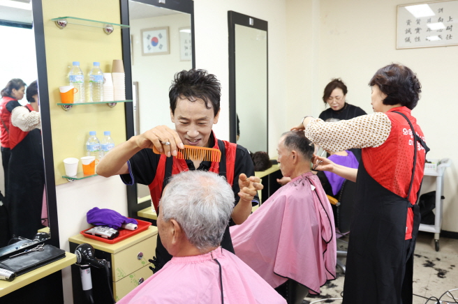 의왕시 장애인노래자랑 - 미용봉사