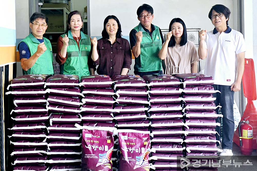 비봉면 새마을협의회, 지난 바자회 수익금으로 ‘사랑의 쌀’ 전달하며 훈훈함 더해