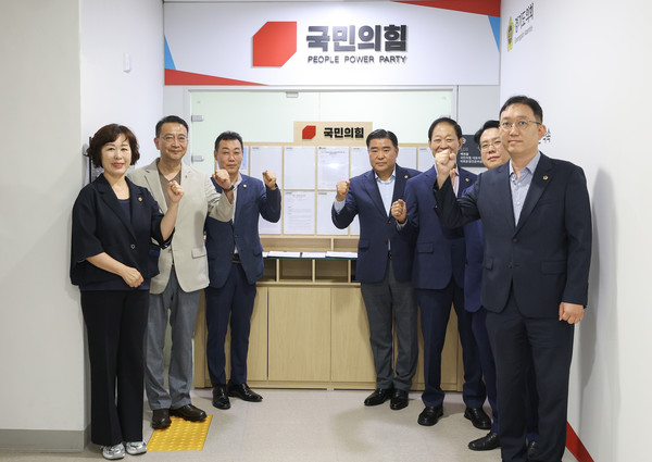 이채영의원 조례서명대 시연회 참석